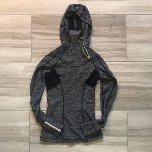 Lululemon running jacket size 4